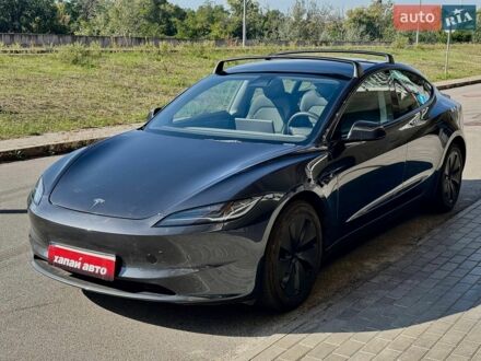 Серый Тесла Модель 3, объемом двигателя 0 л и пробегом 9 тыс. км за 28900 $, фото 1 на Automoto.ua