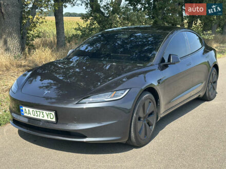 Серый Тесла Модель 3, объемом двигателя 0 л и пробегом 13 тыс. км за 32000 $, фото 1 на Automoto.ua