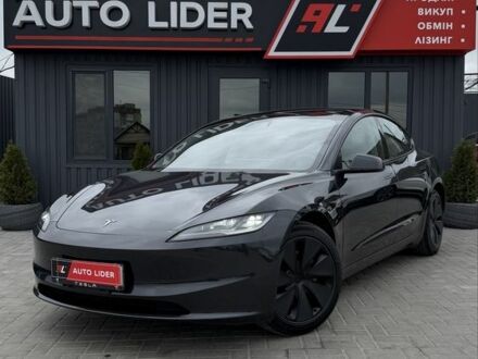 Серый Тесла Модель 3, объемом двигателя 0 л и пробегом 12 тыс. км за 25999 $, фото 1 на Automoto.ua