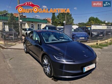 Серый Тесла Модель 3, объемом двигателя 0 л и пробегом 27 тыс. км за 27999 $, фото 1 на Automoto.ua