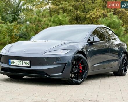 Сірий Тесла Модель 3, об'ємом двигуна 0 л та пробігом 24 тис. км за 33997 $, фото 1 на Automoto.ua