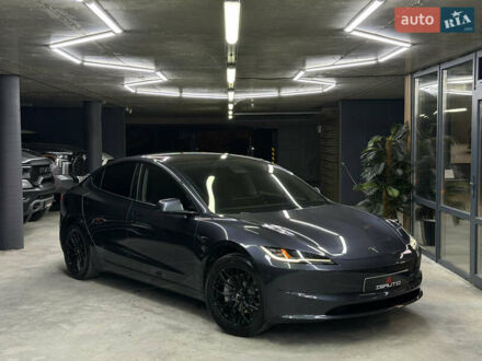 Серый Тесла Модель 3, объемом двигателя 0 л и пробегом 41 тыс. км за 25500 $, фото 1 на Automoto.ua