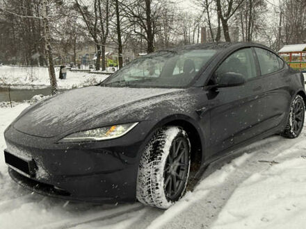 Тесла Модель 3 2024 в Львове на Automoto.ua Серый Тесла Модель 3, объемом двигателя 0 л и пробегом 1 тыс. км за 35900 $, фото 1 на Automoto.ua