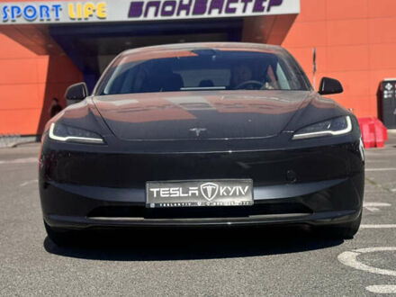 Тесла Модель 3 2024 у Києві на Automoto.ua Сірий Тесла Модель 3, об'ємом двигуна 0 л та пробігом 1 тис. км за 28500 $, фото 1 на Automoto.ua