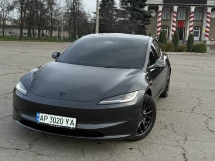 Серый Тесла Модель 3, объемом двигателя 0 л и пробегом 10 тыс. км за 24500 $, фото 1 на Automoto.ua