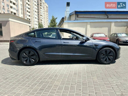 Серый Тесла Модель 3, объемом двигателя 0 л и пробегом 11 тыс. км за 26500 $, фото 1 на Automoto.ua