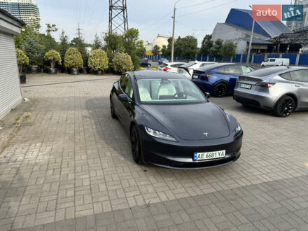 Серый Тесла Модель 3, объемом двигателя 0 л и пробегом 23 тыс. км за 29500 $, фото 1 на Automoto.ua