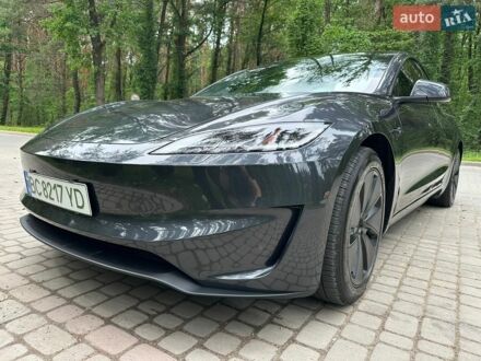 Сірий Тесла Модель 3, об'ємом двигуна 0 л та пробігом 5 тис. км за 32000 $, фото 1 на Automoto.ua