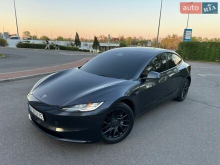 Серый Тесла Модель 3, объемом двигателя 0 л и пробегом 18 тыс. км за 28900 $, фото 1 на Automoto.ua