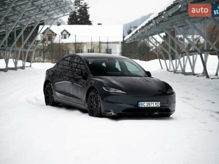 Серый Тесла Модель 3, объемом двигателя 0 л и пробегом 8 тыс. км за 28100 $, фото 1 на Automoto.ua