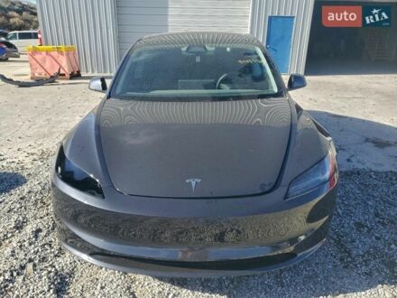 Серый Тесла Модель 3, объемом двигателя 0 л и пробегом 25 тыс. км за 10000 $, фото 1 на Automoto.ua