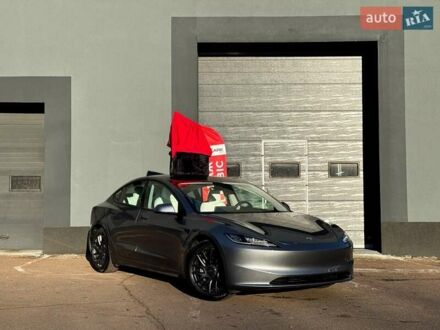 Серый Тесла Модель 3, объемом двигателя 0 л и пробегом 6 тыс. км за 34999 $, фото 1 на Automoto.ua