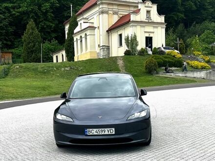 Серый Тесла Модель 3, объемом двигателя 0.2 л и пробегом 24 тыс. км за 31500 $, фото 1 на Automoto.ua