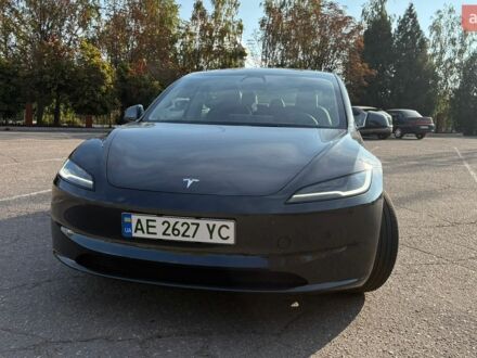 Сірий Тесла Модель 3, об'ємом двигуна 0 л та пробігом 7 тис. км за 27500 $, фото 1 на Automoto.ua