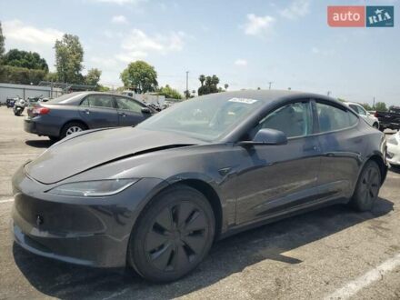Серый Тесла Модель 3, объемом двигателя 0 л и пробегом 1 тыс. км за 23000 $, фото 1 на Automoto.ua
