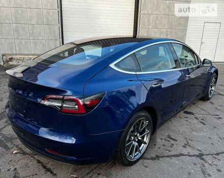 Синий Тесла Модель 3, объемом двигателя 0 л и пробегом 44 тыс. км за 32000 $, фото 2 на Automoto.ua