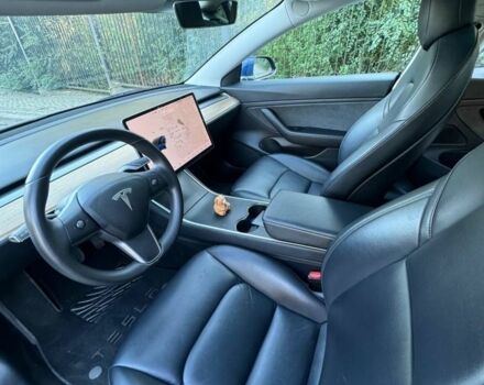 Синій Тесла Модель 3, об'ємом двигуна 0 л та пробігом 56 тис. км за 17000 $, фото 10 на Automoto.ua