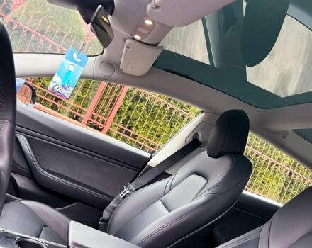 Синий Тесла Модель 3, объемом двигателя 0 л и пробегом 80 тыс. км за 19600 $, фото 21 на Automoto.ua