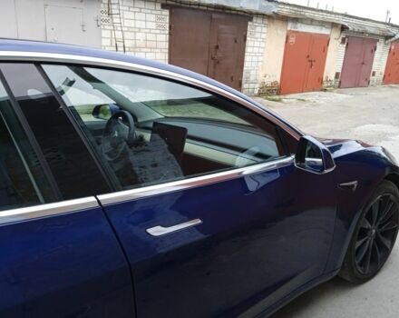 Синий Тесла Модель 3, объемом двигателя 0 л и пробегом 80 тыс. км за 19600 $, фото 3 на Automoto.ua