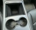 Синий Тесла Модель 3, объемом двигателя 0 л и пробегом 80 тыс. км за 22918 $, фото 17 на Automoto.ua