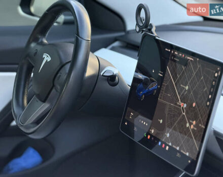 Синий Тесла Модель 3, объемом двигателя 0 л и пробегом 92 тыс. км за 15500 $, фото 22 на Automoto.ua