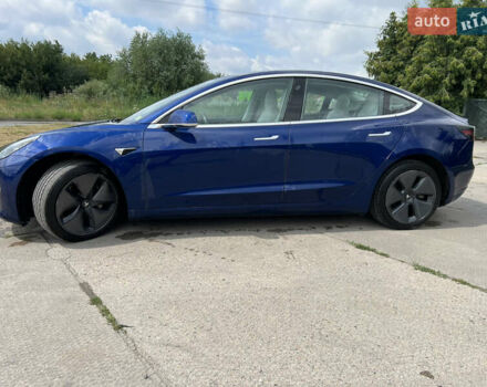 Синий Тесла Модель 3, объемом двигателя 0 л и пробегом 180 тыс. км за 15700 $, фото 2 на Automoto.ua