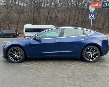 Синий Тесла Модель 3, объемом двигателя 0 л и пробегом 100 тыс. км за 16490 $, фото 11 на Automoto.ua