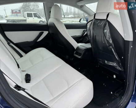 Синий Тесла Модель 3, объемом двигателя 0 л и пробегом 136 тыс. км за 17800 $, фото 7 на Automoto.ua