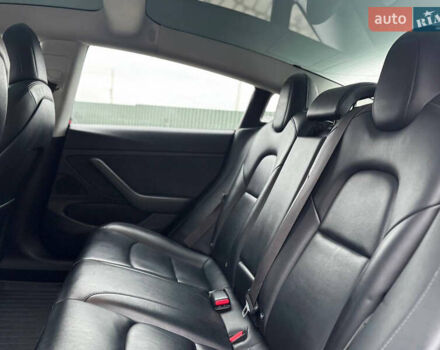 Синий Тесла Модель 3, объемом двигателя 0 л и пробегом 170 тыс. км за 15800 $, фото 6 на Automoto.ua