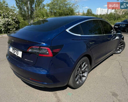 Синий Тесла Модель 3, объемом двигателя 0 л и пробегом 97 тыс. км за 19300 $, фото 16 на Automoto.ua