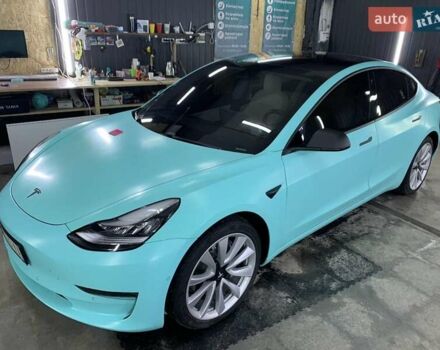 Синій Тесла Модель 3, об'ємом двигуна 0 л та пробігом 75 тис. км за 24000 $, фото 2 на Automoto.ua