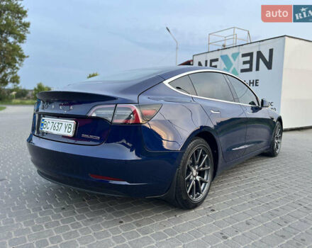 Синий Тесла Модель 3, объемом двигателя 0 л и пробегом 96 тыс. км за 17999 $, фото 4 на Automoto.ua