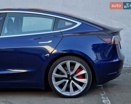 Синий Тесла Модель 3, объемом двигателя 0 л и пробегом 98 тыс. км за 19990 $, фото 21 на Automoto.ua