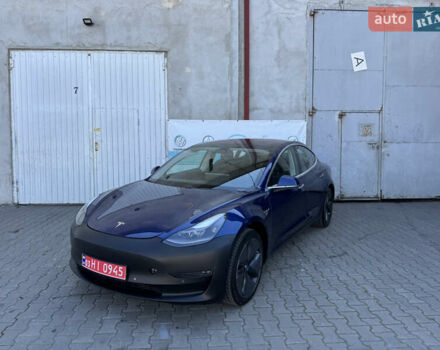 Синий Тесла Модель 3, объемом двигателя 0 л и пробегом 305 тыс. км за 13300 $, фото 9 на Automoto.ua