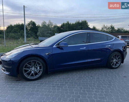 Синий Тесла Модель 3, объемом двигателя 0 л и пробегом 96 тыс. км за 17999 $, фото 6 на Automoto.ua