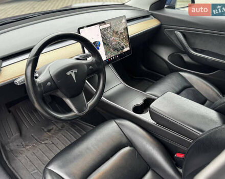 Синий Тесла Модель 3, объемом двигателя 0 л и пробегом 170 тыс. км за 15800 $, фото 8 на Automoto.ua