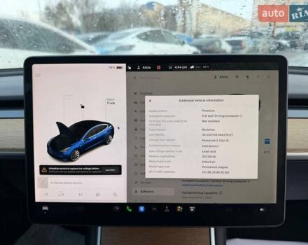 Синий Тесла Модель 3, объемом двигателя 0 л и пробегом 217 тыс. км за 12800 $, фото 14 на Automoto.ua