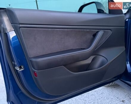 Синий Тесла Модель 3, объемом двигателя 0 л и пробегом 101 тыс. км за 18300 $, фото 55 на Automoto.ua