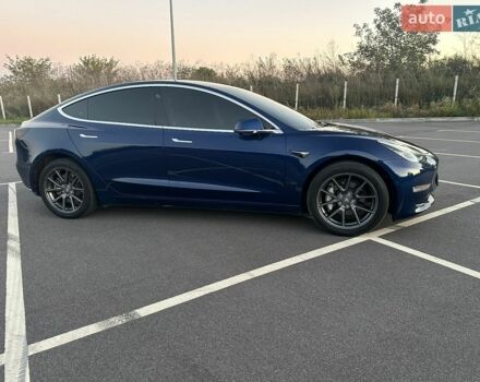 Синій Тесла Модель 3, об'ємом двигуна 0 л та пробігом 145 тис. км за 16500 $, фото 2 на Automoto.ua