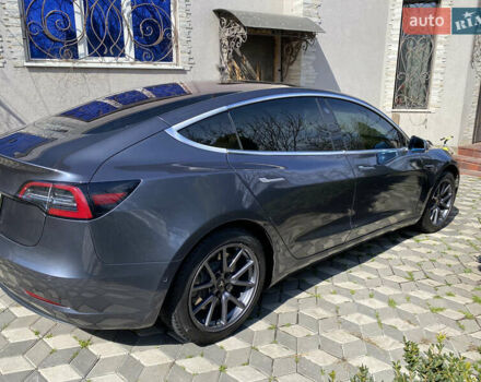 Синий Тесла Модель 3, объемом двигателя 0 л и пробегом 94 тыс. км за 15900 $, фото 9 на Automoto.ua