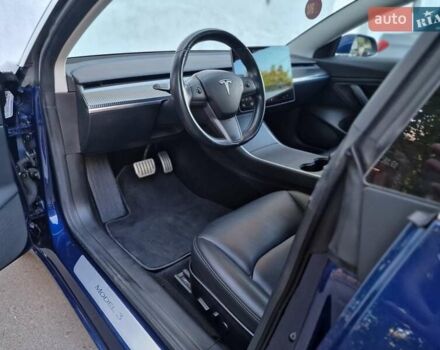 Синий Тесла Модель 3, объемом двигателя 0 л и пробегом 98 тыс. км за 19990 $, фото 40 на Automoto.ua