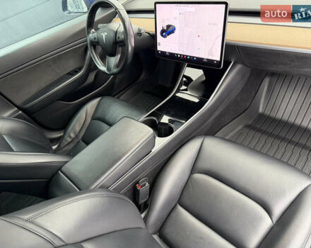 Синий Тесла Модель 3, объемом двигателя 0 л и пробегом 119 тыс. км за 15900 $, фото 34 на Automoto.ua