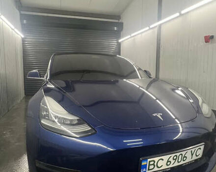 Синій Тесла Модель 3, об'ємом двигуна 0 л та пробігом 123 тис. км за 18000 $, фото 3 на Automoto.ua