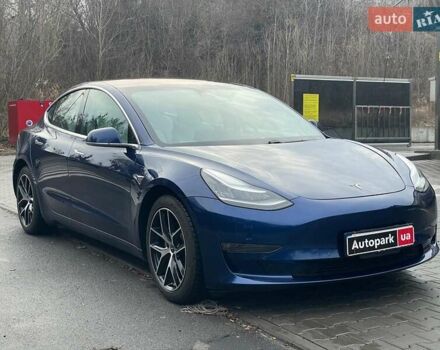 Синий Тесла Модель 3, объемом двигателя 0 л и пробегом 100 тыс. км за 16490 $, фото 2 на Automoto.ua