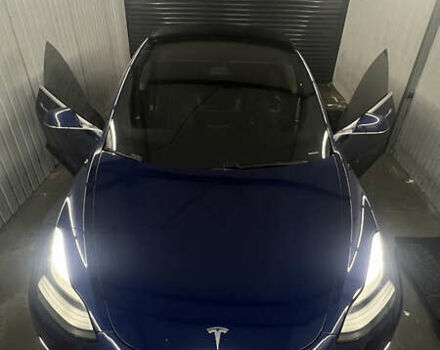 Синій Тесла Модель 3, об'ємом двигуна 0 л та пробігом 123 тис. км за 18000 $, фото 1 на Automoto.ua