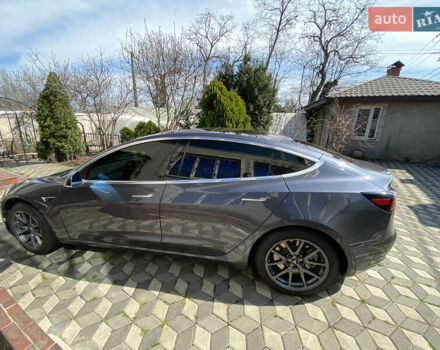 Синий Тесла Модель 3, объемом двигателя 0 л и пробегом 94 тыс. км за 15900 $, фото 2 на Automoto.ua