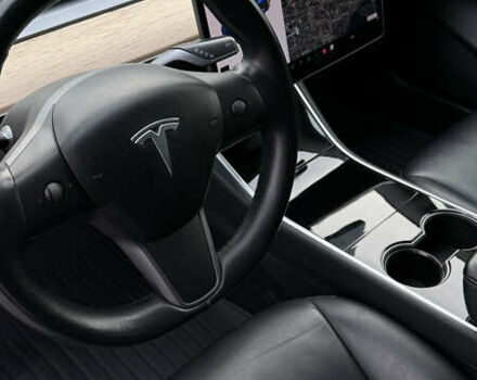 Синій Тесла Модель 3, об'ємом двигуна 0 л та пробігом 205 тис. км за 16900 $, фото 14 на Automoto.ua