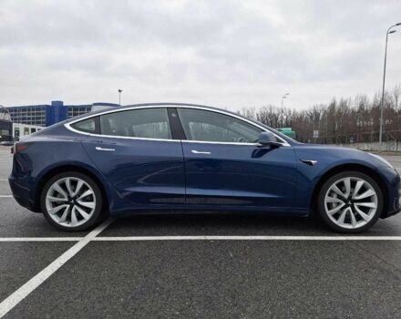Синий Тесла Модель 3, объемом двигателя 0 л и пробегом 237 тыс. км за 16000 $, фото 1 на Automoto.ua