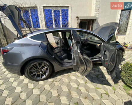 Синий Тесла Модель 3, объемом двигателя 0 л и пробегом 94 тыс. км за 15900 $, фото 16 на Automoto.ua