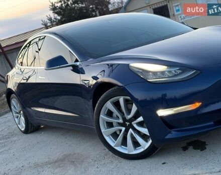 Синий Тесла Модель 3, объемом двигателя 0 л и пробегом 101 тыс. км за 18300 $, фото 4 на Automoto.ua